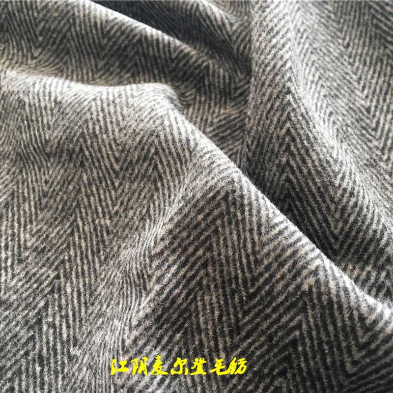 50%羊毛50%化纖黑灰人字順風(fēng)格大人字順毛